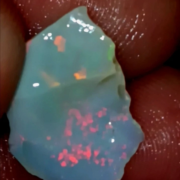 Australian Opal Rough 6.9 Carat Mintabie Red Flash Colorful - Picture 5 of 15